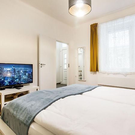Quiet And Cozy Apartment Near The Danube 布达佩斯 外观 照片